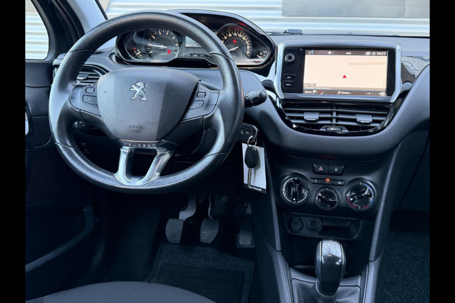 Peugeot 208 1.2 PureTech Signature Navi,Airco,Cruise,PDC,N.A.P,Dealer Onderhouden,APK tot 04-2026