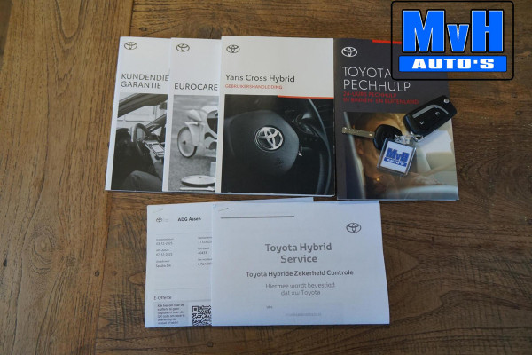 Toyota Yaris Cross 1.5 Hybrid First Edition|TREKH|LED|NAVI|NAP