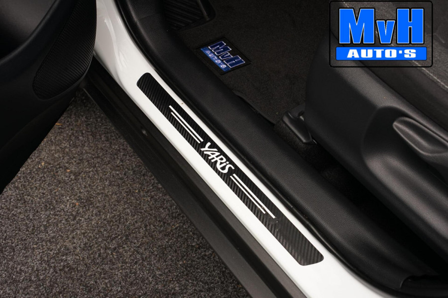 Toyota Yaris Cross 1.5 Hybrid First Edition|TREKH|LED|NAVI|NAP