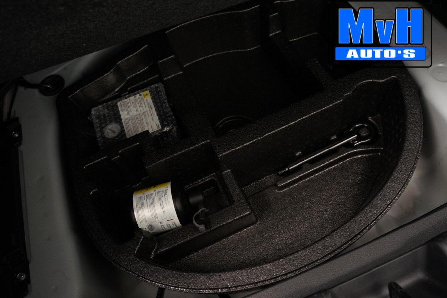 Toyota Yaris Cross 1.5 Hybrid First Edition|TREKH|LED|NAVI|NAP