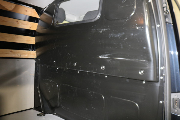 Volkswagen Transporter 2.0 TDI L2 H1 150pk Airco Navigatie