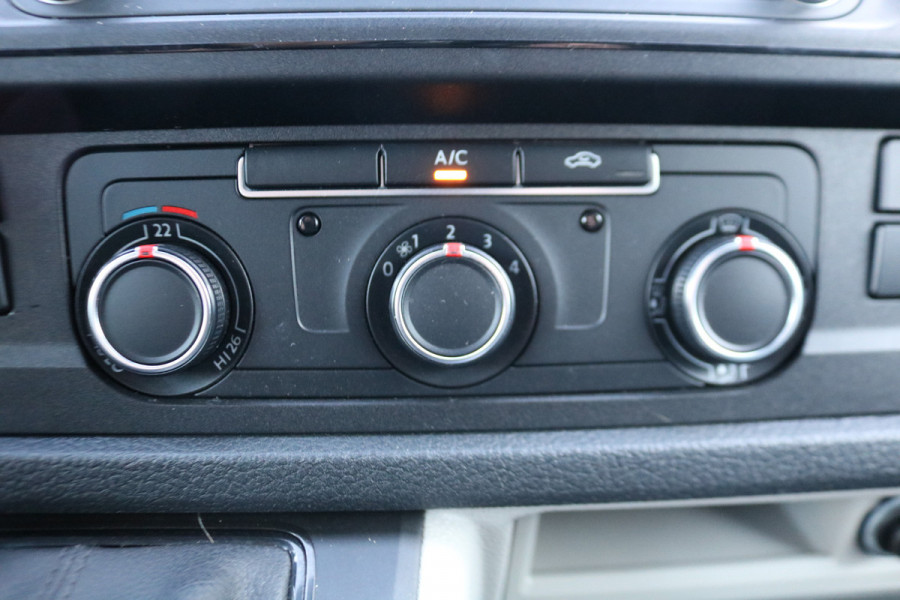 Volkswagen Transporter 2.0 TDI L2 H1 150pk Airco Navigatie
