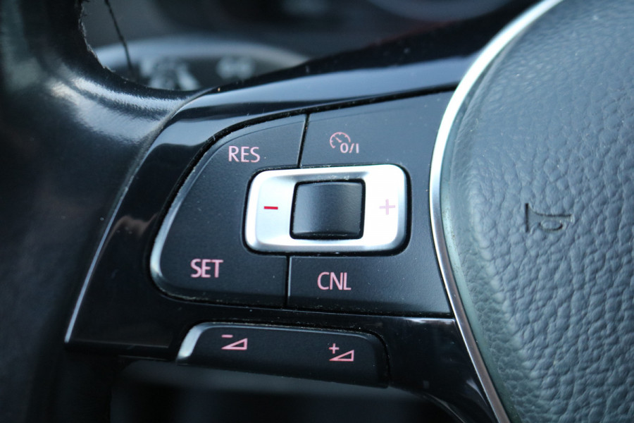 Volkswagen Transporter 2.0 TDI L2 H1 150pk Airco Navigatie