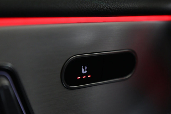 Mercedes-Benz A-Klasse 220 AMG Pano/Memory/Burm/Sfeer/Camera/Carplay/BOMVOL