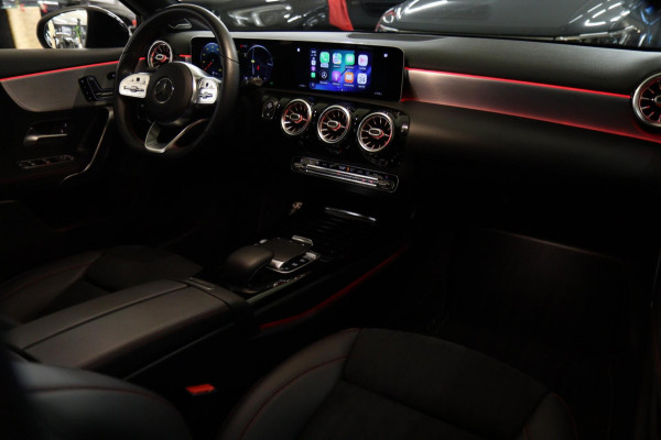Mercedes-Benz A-Klasse 220 AMG Pano/Memory/Burm/Sfeer/Camera/Carplay/BOMVOL