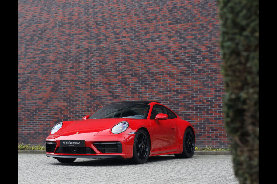 Porsche 911 3.0 Carrera 4 GTS | PDCC - Pano - Camera - Chrono