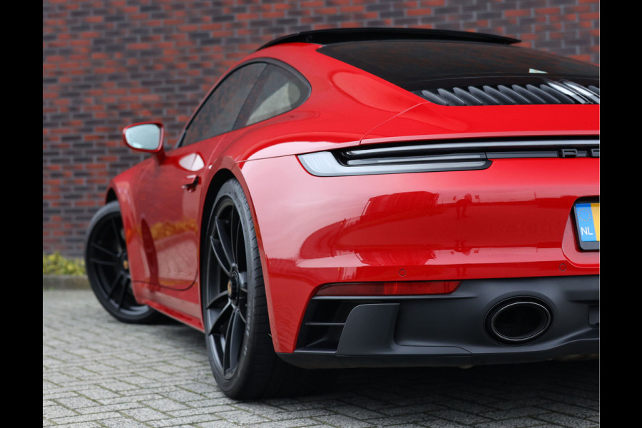 Porsche 911 3.0 Carrera 4 GTS | PDCC - Pano - Camera - Chrono