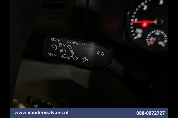 Volkswagen Crafter 2.0 TDI 141pk L3H3 L2H2 Euro6 ** Airco | Camera | Apple Carplay | Android Auto | Cruisecontrol Massagestoel, Chauffeursstoel