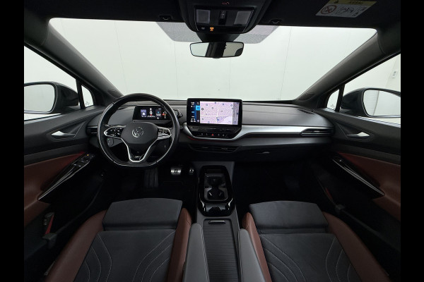 Volkswagen ID.4 Max 77kWh SOH 90% Warmtepomp Ergo Comfort Stoelen Trekhaak 360°Camera Panoramadak Adap.Cruise Navi Ecc Apple Carplay Android Aut Memory Stoel+Stuurverwarming Lmv 21" DAB Elek.Stoelen+Achterklep Voorruitverwarming Matrix Led Origineel Nederlandse Super Compleet! Auto Nieuwprijs  €57.932,-