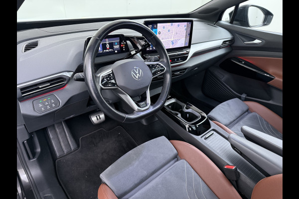 Volkswagen ID.4 Max 77kWh SOH 90% Warmtepomp Ergo Comfort Stoelen Trekhaak 360°Camera Panoramadak Adap.Cruise Navi Ecc Apple Carplay Android Aut Memory Stoel+Stuurverwarming Lmv 21" DAB Elek.Stoelen+Achterklep Voorruitverwarming Matrix Led Origineel Nederlandse Super Compleet! Auto Nieuwprijs  €57.932,-