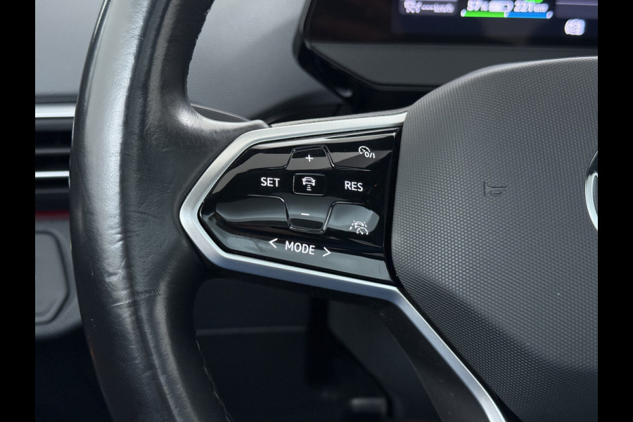 Volkswagen ID.4 Max 77kWh SOH 90% Warmtepomp Ergo Comfort Stoelen Trekhaak 360°Camera Panoramadak Adap.Cruise Navi Ecc Apple Carplay Android Aut Memory Stoel+Stuurverwarming Lmv 21" DAB Elek.Stoelen+Achterklep Voorruitverwarming Matrix Led Origineel Nederlandse Super Compleet! Auto Nieuwprijs  €57.932,-