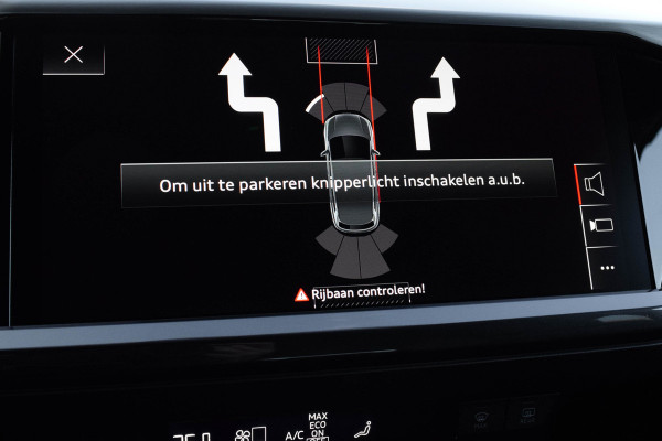 Audi Q4 e-tron Quattro / 2x S-line/ Adaptive Cruise Control/ Head-Up Display/ Sportonderstel/