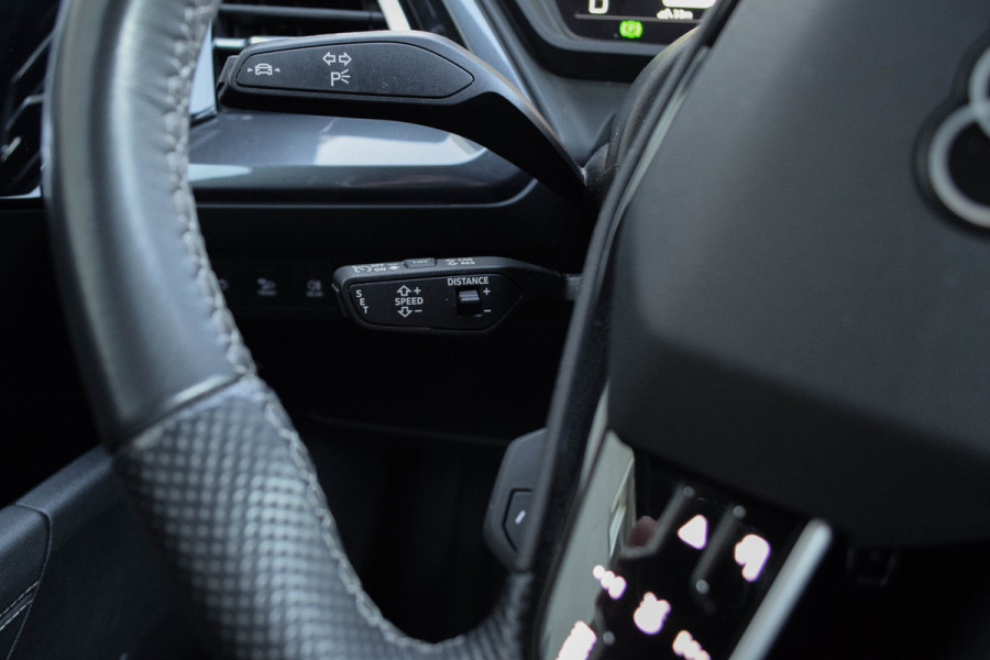 Audi Q4 e-tron Quattro / 2x S-line/ Adaptive Cruise Control/ Head-Up Display/ Sportonderstel/
