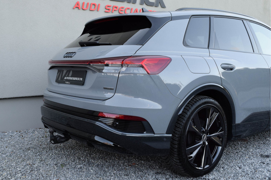 Audi Q4 e-tron Quattro / 2x S-line/ Adaptive Cruise Control/ Head-Up Display/ Sportonderstel/