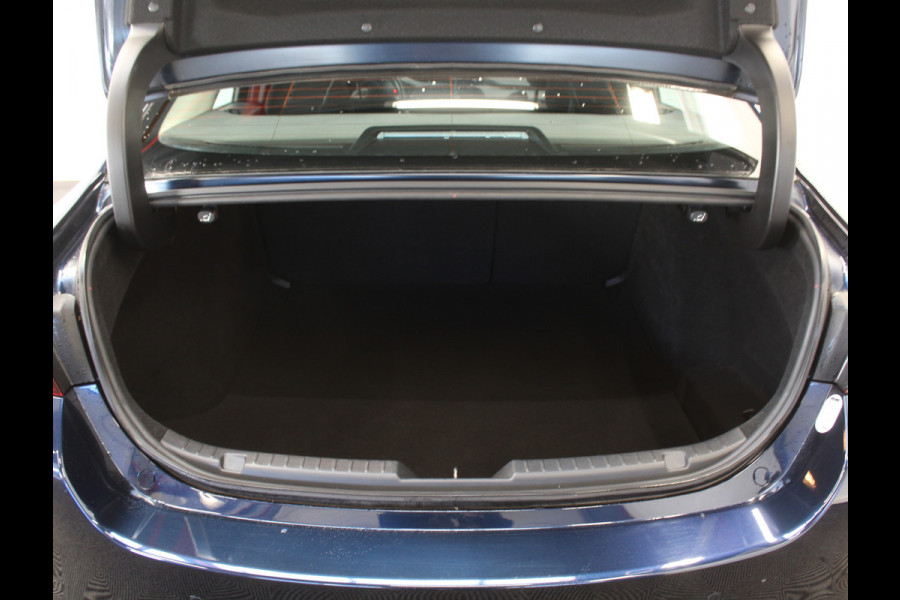Mazda 3 2.0 e-SkyActiv-G M Hybrid 122 Comfort CLIMATE | CARPLAY | CAMERA | DAB | LED | TREKHAAK | HEAD-UP | STOEL/STUURVERW | LMV | ADAP