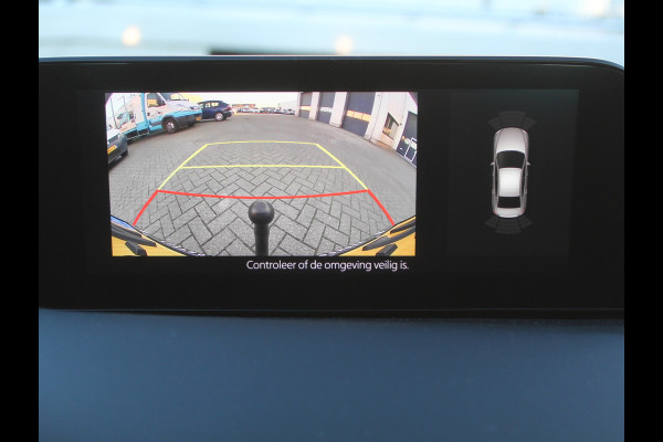 Mazda 3 2.0 e-SkyActiv-G M Hybrid 122 Comfort CLIMATE | CARPLAY | CAMERA | DAB | LED | TREKHAAK | HEAD-UP | STOEL/STUURVERW | LMV | ADAP