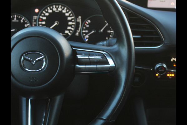 Mazda 3 2.0 e-SkyActiv-G M Hybrid 122 Comfort CLIMATE | CARPLAY | CAMERA | DAB | LED | TREKHAAK | HEAD-UP | STOEL/STUURVERW | LMV | ADAP