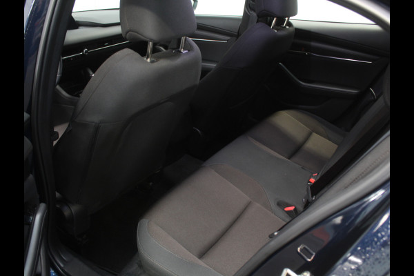 Mazda 3 2.0 e-SkyActiv-G M Hybrid 122 Comfort CLIMATE | CARPLAY | CAMERA | DAB | LED | TREKHAAK | HEAD-UP | STOEL/STUURVERW | LMV | ADAP