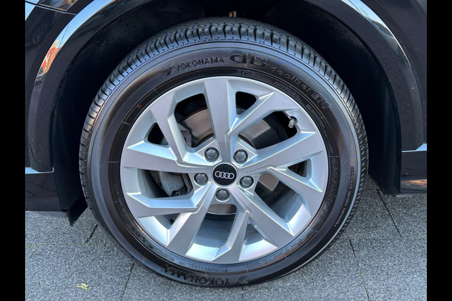 Audi Q2 35 TFSI Edition Automaat Navi Clima Camera