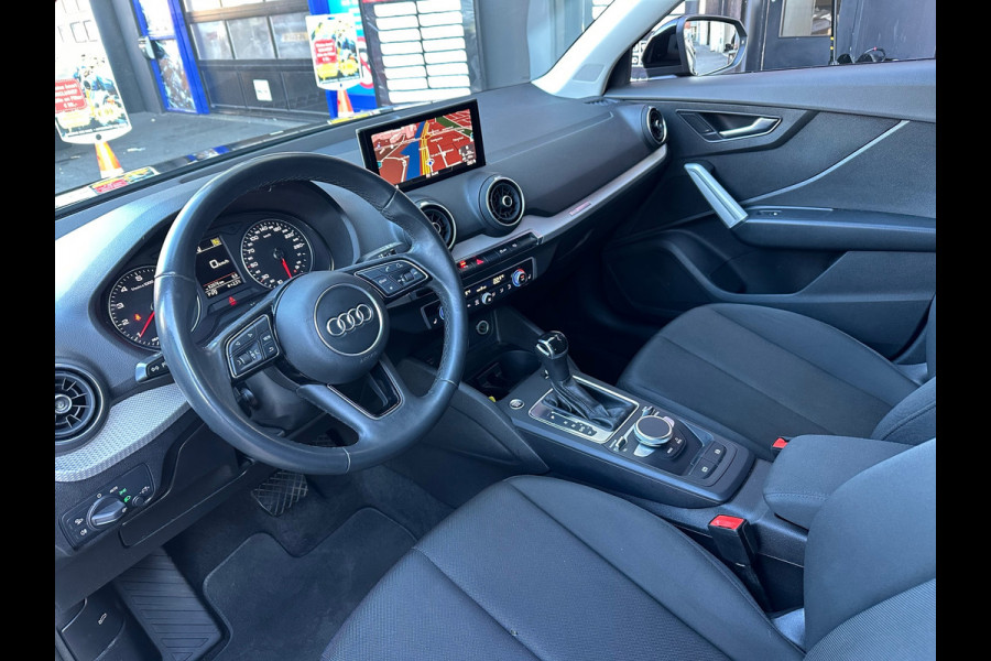 Audi Q2 35 TFSI Edition Automaat Navi Clima Camera