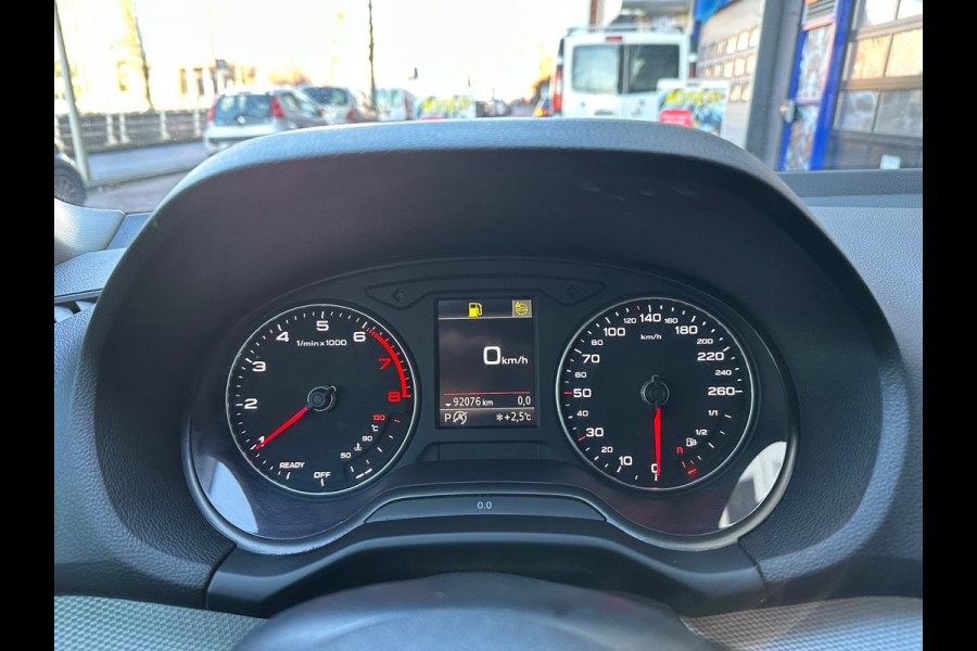 Audi Q2 35 TFSI Edition Automaat Navi Clima Camera