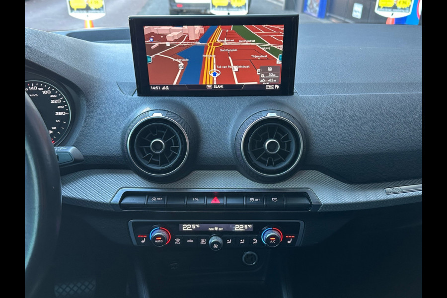Audi Q2 35 TFSI Edition Automaat Navi Clima Camera