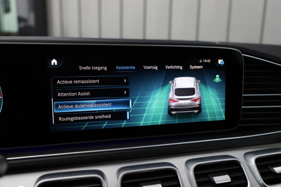 Mercedes-Benz GLE Coupé 350e AMG 4-Matic | 333PK | Luchtvering | Head-up | Burmester | Keyless-go | Sfeerverlichting | Multibeam | 2023.