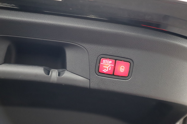 Mercedes-Benz GLE Coupé 350e AMG 4-Matic | 333PK | Luchtvering | Head-up | Burmester | Keyless-go | Sfeerverlichting | Multibeam | 2023.