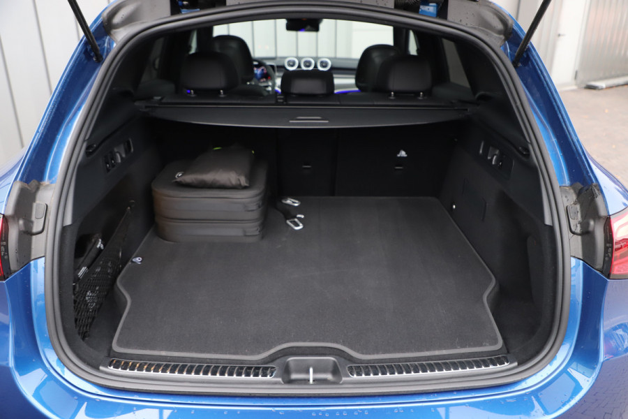 Mercedes-Benz GLC 400e AMG 4-Matic | 381PK | Massage | Achterasbesturing | Luchtvering | Head-up | Keyless-go | Burmester | Stoelkoeling | Trekhaa