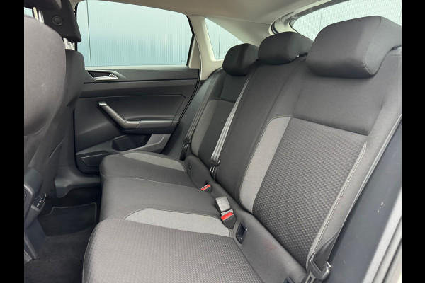 Volkswagen Taigo 1.0 TSI Automaat Life * Carplay * Airco * Adaptieve Cruise *