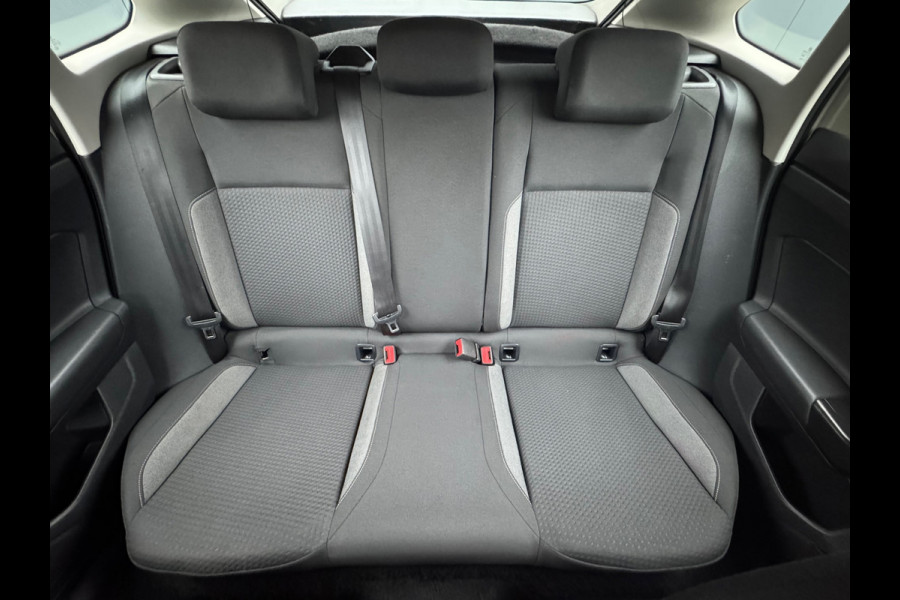 Volkswagen Taigo 1.0 TSI Automaat Life * Carplay * Airco * Adaptieve Cruise *