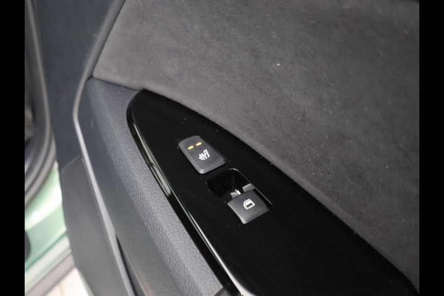 Kia Sportage 1.6 T-GDi PLUG-IN AWD GT-PLUSLINE 265 PK + LEDER | TREKHAAK | PANORAMA | CARBON | 360 CAMERA | HARMAN/KARDON