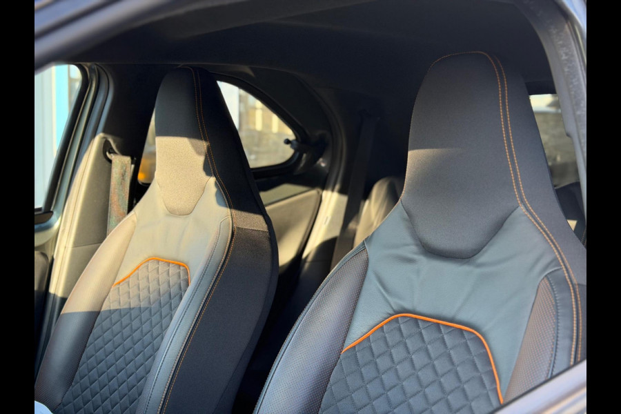 Toyota Aygo X 1.0 VVTi MT Limited 2022 NAVI CLIMA CAMERA NAP