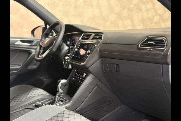 Volkswagen Tiguan 2.0 TSI R-Line Allspace | Pano | 7P | sfeerverlichting | camera | carplay