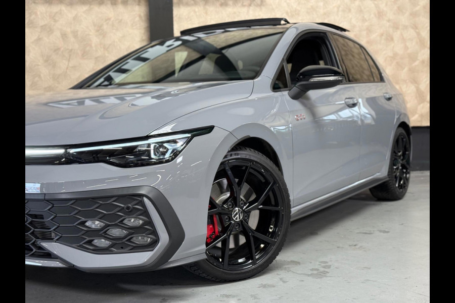 Volkswagen Golf 2.0 TSI GTI 8.5 Facelift | HUD | Harman/Kardon | Camera | Pano