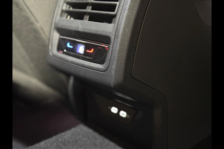 Volkswagen Golf 2.0 TSI GTI 8.5 Facelift | HUD | Harman/Kardon | Camera | Pano