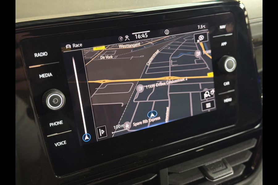 Volkswagen T-Roc 2.0 TSI 4Motion R | pano | keyless | Camera | CarPlay | ACC | stoel-/stuurverwarming