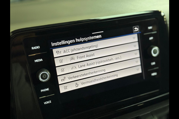 Volkswagen T-Roc 2.0 TSI 4Motion R | pano | keyless | Camera | CarPlay | ACC | stoel-/stuurverwarming