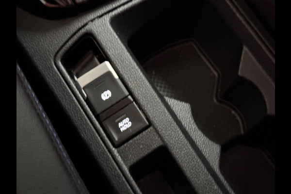 Volkswagen T-Roc 2.0 TSI 4Motion R | pano | keyless | Camera | CarPlay | ACC | stoel-/stuurverwarming