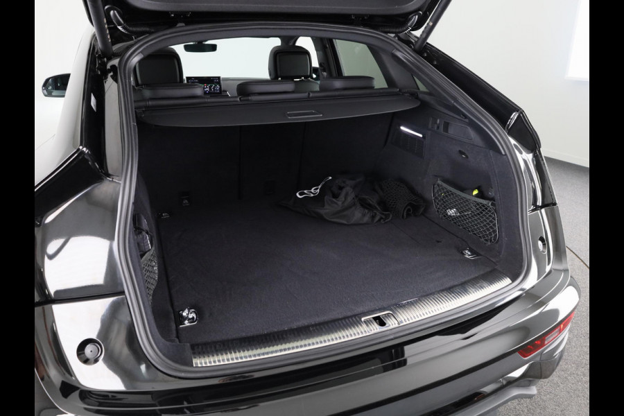 Audi Q5 Sportback 55 TFSI e S edition Competition 367pk | Panoramdak | Head Up Display | Luchtvering | B&O Audio | Verwarmbare voorstoelen | Trekhaak