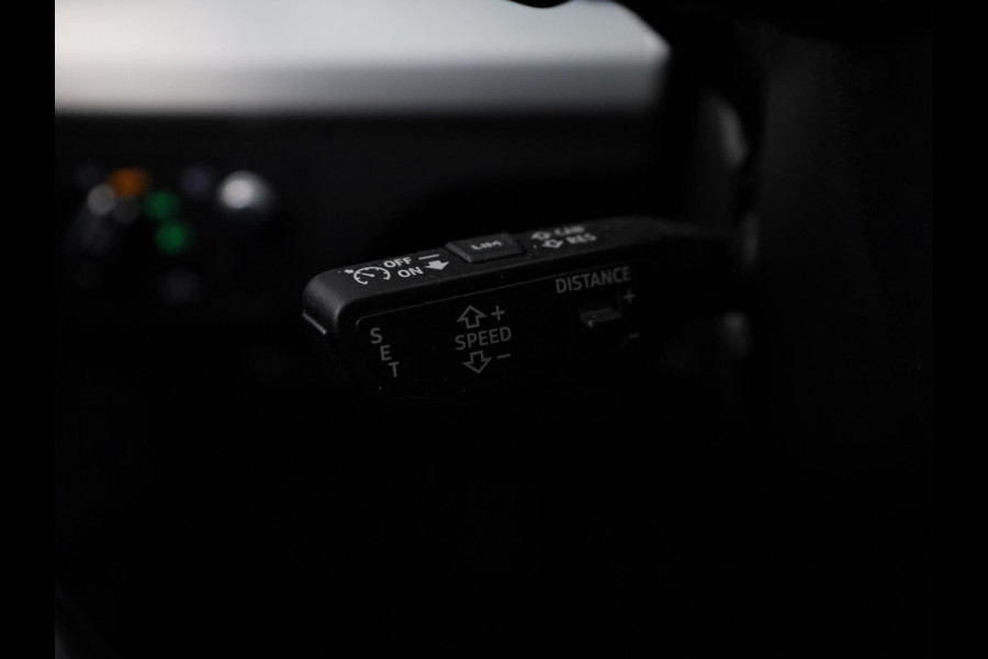 Audi Q5 Sportback 55 TFSI e S edition Competition 367pk | Panoramdak | Head Up Display | Luchtvering | B&O Audio | Verwarmbare voorstoelen | Trekhaak
