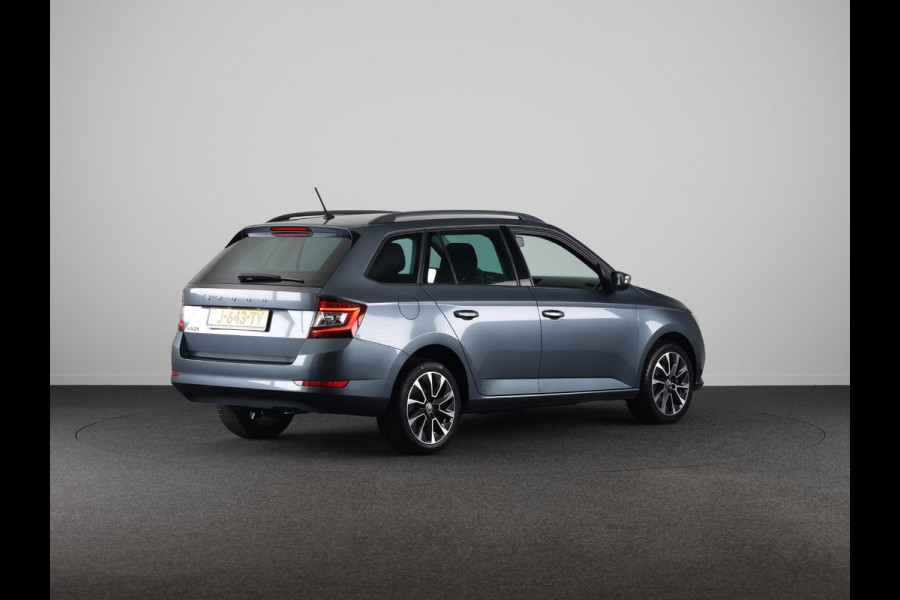 Škoda Fabia Combi 1.0 TSI Business Edition 95 pk | Navigatie via App | Parkeersensoren achter | Airco | Cruise control | Apple Carplay/Android Auto |