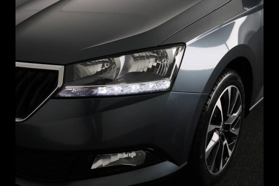 Škoda Fabia Combi 1.0 TSI Business Edition 95 pk | Navigatie via App | Parkeersensoren achter | Airco | Cruise control | Apple Carplay/Android Auto |