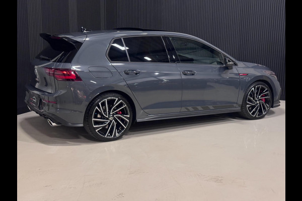Volkswagen Golf 2.0 TSI GTI CLUBSPORT | PANO | IQ LIGHT | HARMAN KARDON | VOL!
