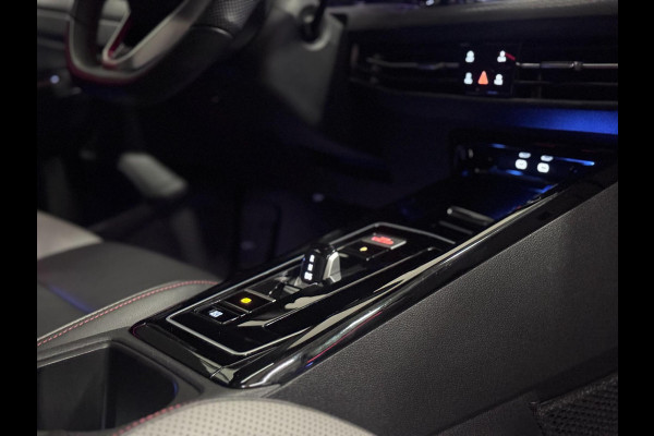 Volkswagen Golf 2.0 TSI GTI CLUBSPORT | PANO | IQ LIGHT | HARMAN KARDON | VOL!