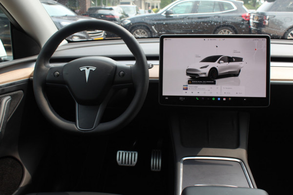 Tesla Model Y Performance AWD 75 kWh / Trekhaak / Autopilot / Panoramadak / Camera / 21'' / Keyless / Leder / Dodehoek / Navigatie / Stoelverwarming