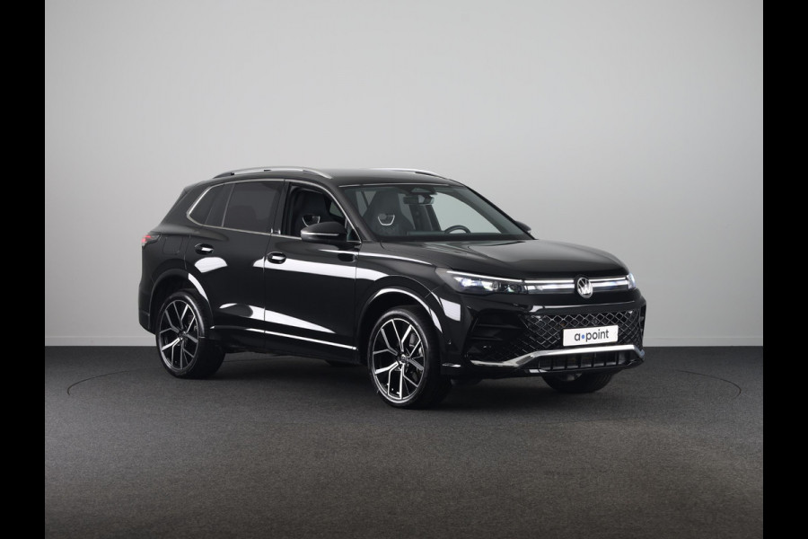 Volkswagen Tiguan 1.5 eHybrid R-Line Edition 204 pk Automaat (DSG) | Verlengde garantie | Navigatie | Parkeersensoren (Park assist) | Achteruitrijcamera | R-Line |