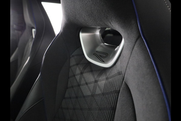 Volkswagen Tiguan 1.5 eHybrid R-Line Edition 204 pk Automaat (DSG) | Verlengde garantie | Navigatie | Parkeersensoren (Park assist) | Achteruitrijcamera | R-Line |