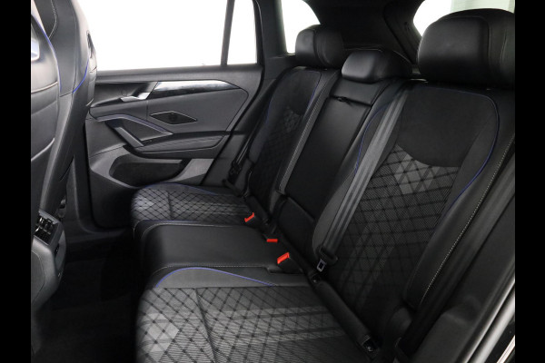 Volkswagen Tiguan 1.5 eHybrid R-Line Edition 204 pk Automaat (DSG) | Verlengde garantie | Navigatie | Parkeersensoren (Park assist) | Achteruitrijcamera | R-Line |