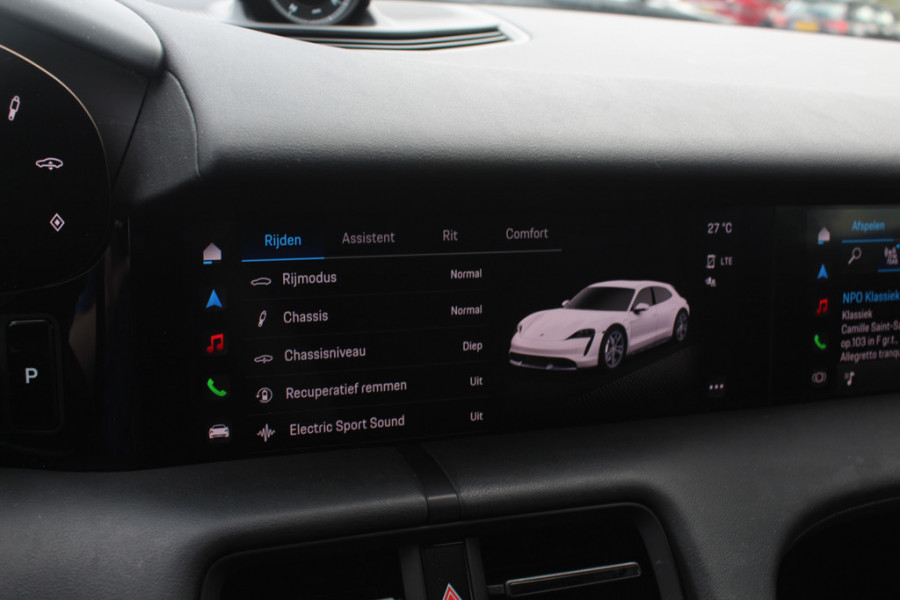 Porsche Taycan Cross Turismo 4 93 kWh / Panoramadak / Camera / Passenger Display / Luchtvering / 20'' / Leder / CarPlay / Matrix LED / Stoelverwarming / DAB / ACC